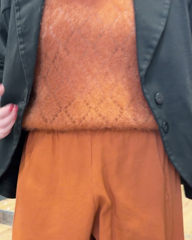 Le Look du jour !

Pull - 139€
Veste - 139€
Pantalon - 99€

Un coup de cœur sur ce look ?
Contactez-nous au 02 33 83 51 