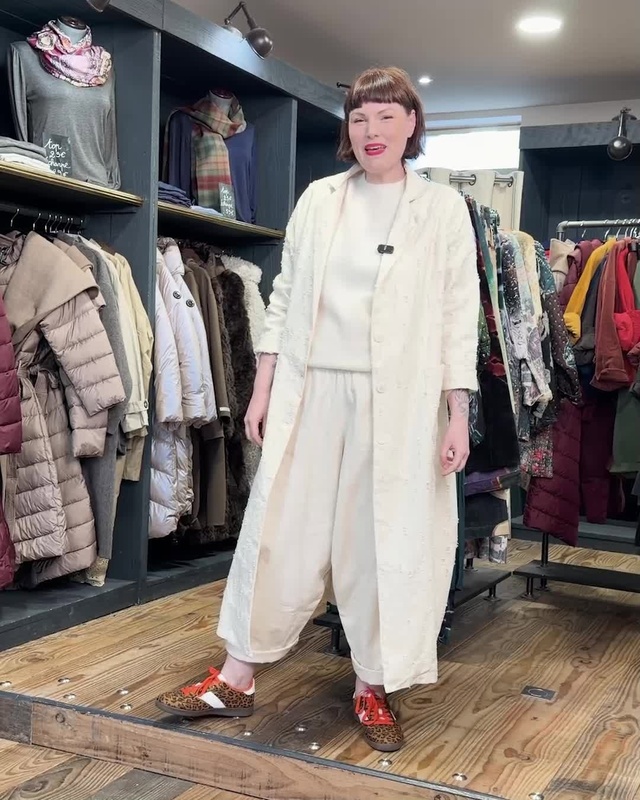 Le Style du jour !
ㅤ
Pull - 139€
Pantalon - 99€
Manteau - 189€
ㅤ
Retrouvez toute notre collection en boutique :
Villa Pe